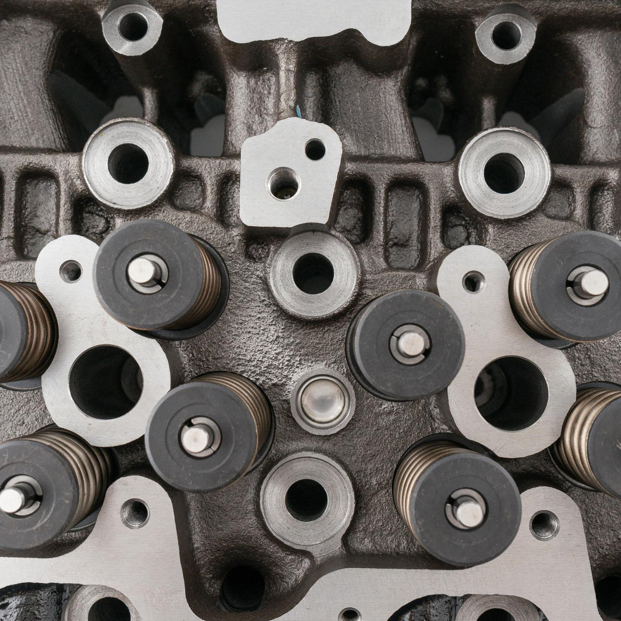 2004.5-2010 Duramax Cylinder Head (One) Cast Iron (110100113)