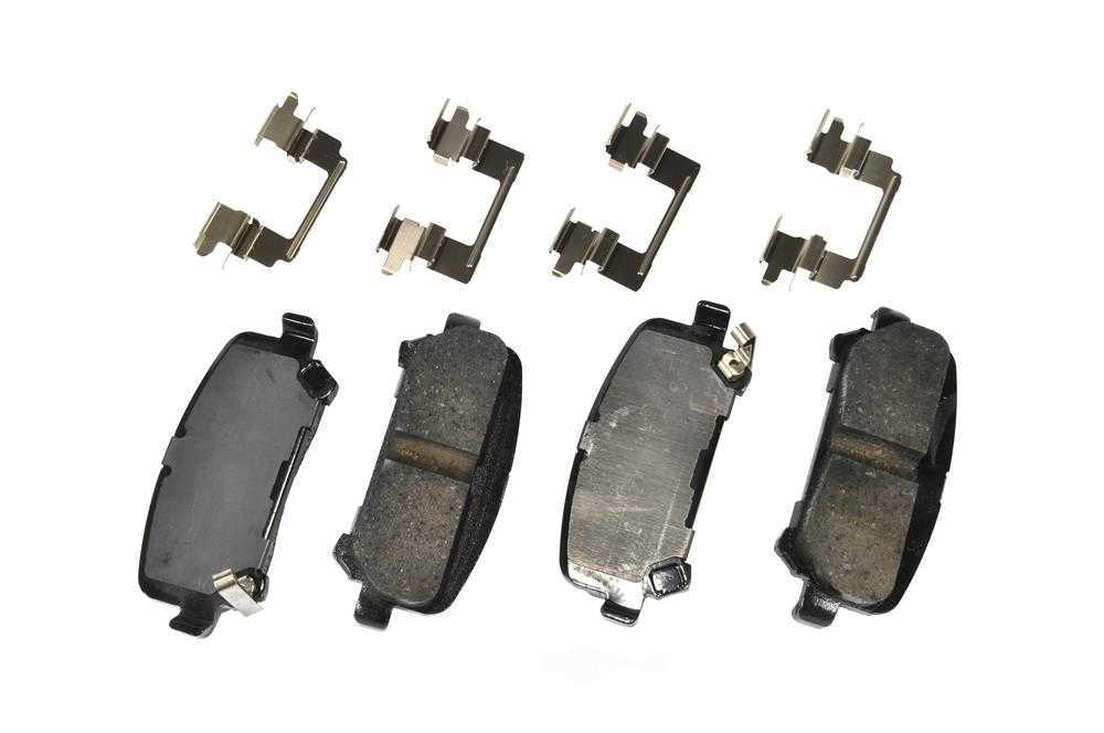 2016-2022 2.8L Duramax RR Brake Pad Set (1711189)