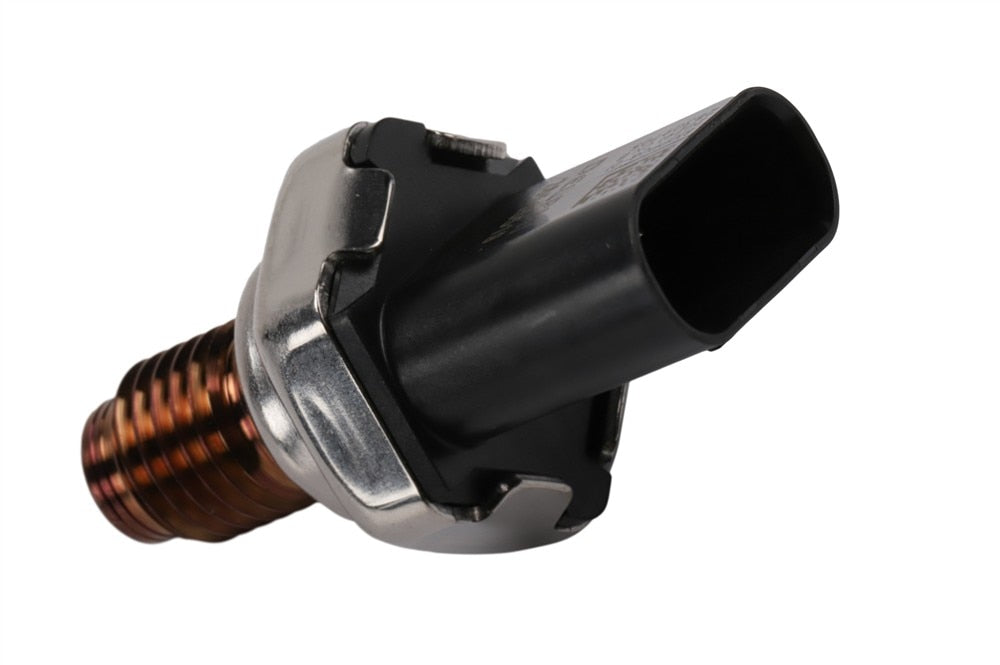 2019-2024 3.0L Duramax Fuel Rail Pressure Sensor (55490628) view 2