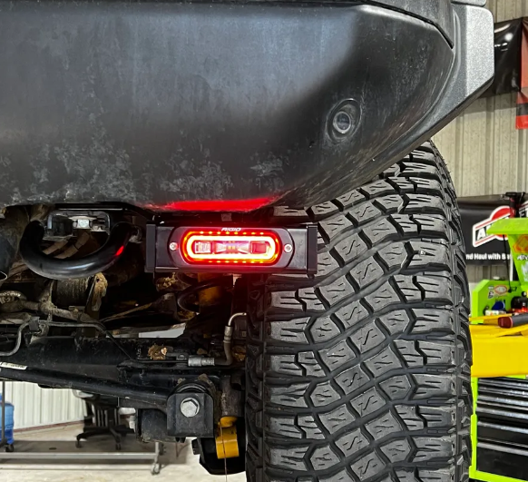 2020-2023 Ford Bronco Slim HALO Bar Kit: Red