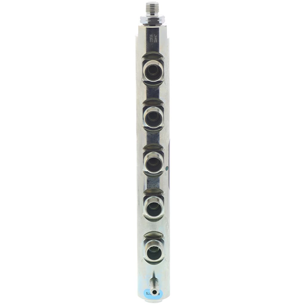 Bosch Duramax fuel rail, injector port side view