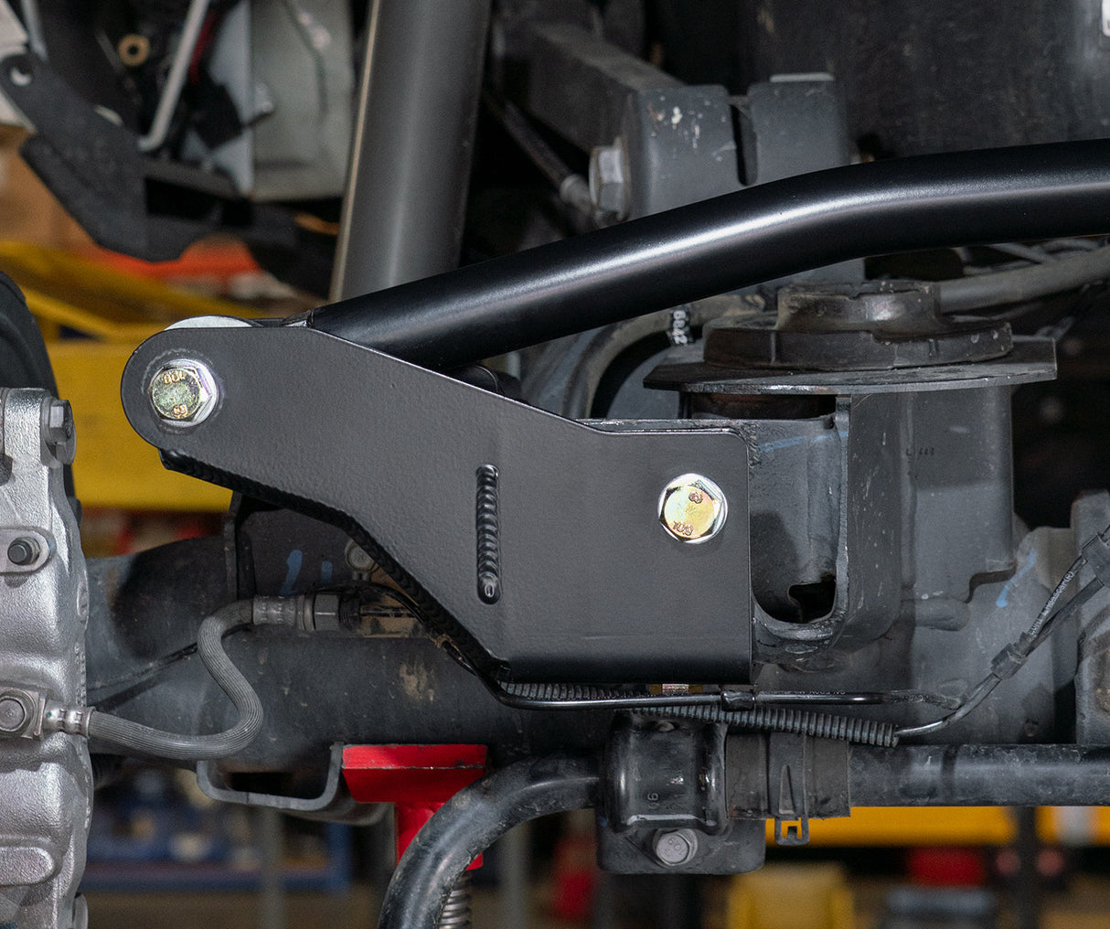 2014-2025 Ram 2500 Power Wagon Extended Rear Track Bar Kit (CS-DATB-14-R-PWKIT)