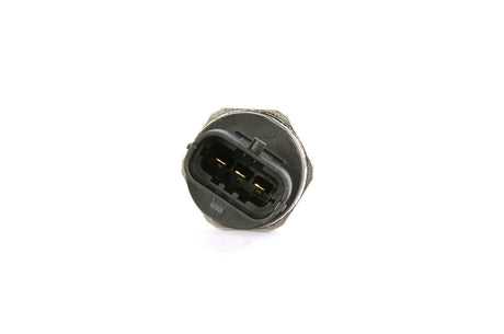 2011-2016 Duramax Fuel Rail Pressure Sensor (12651990) view 2