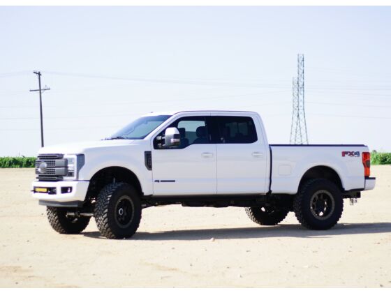 2017-2024 Powerstroke 2" Elite Leveling Kit Front Fox Factory Race Series 2.5 DSC Reservoir (220-P0948)-Leveling Kit-Cognito Motorsports-Dirty Diesel Customs