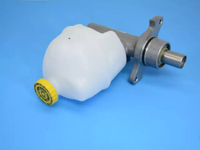 2014-2019 EcoDiesel Brake Master Cylinder (68000908AB) view 3
