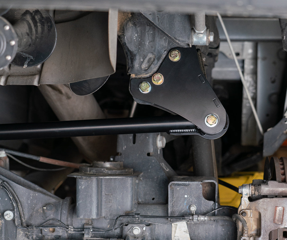2014-2025 Ram 2500 Power Wagon Extended Rear Track Bar Kit (CS-DATB-14-R-PWKIT)