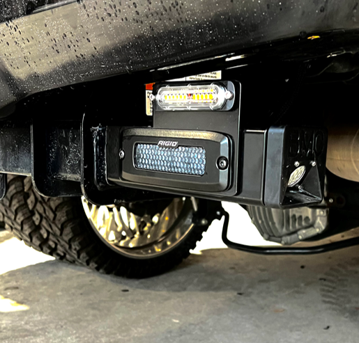 2011-2016 FORD F250-F450 HITCH BAR ™ LIGHTING KIT - PAIR: FLOOD- RIGID SR-Q Midnight Edition 6" w / Rigid Ignite Endcap 