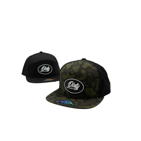 Dirty Diesel Weekender snapback in black and woodland camo
