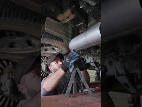 Flo-Pro Duramax L5P 4in exhaust video