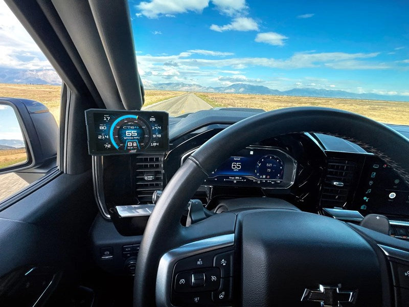 Edge Insight CTS4 Monitor installed in truck
